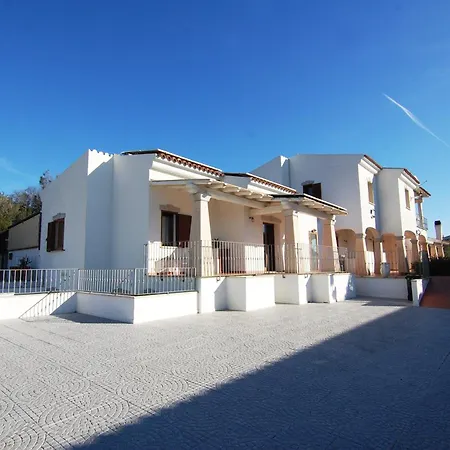 Pittulongu アパート オルビア