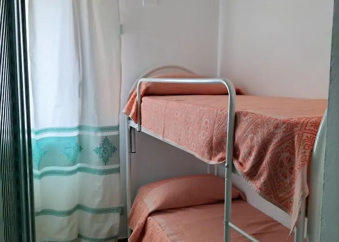 Pittulongu アパート オルビア